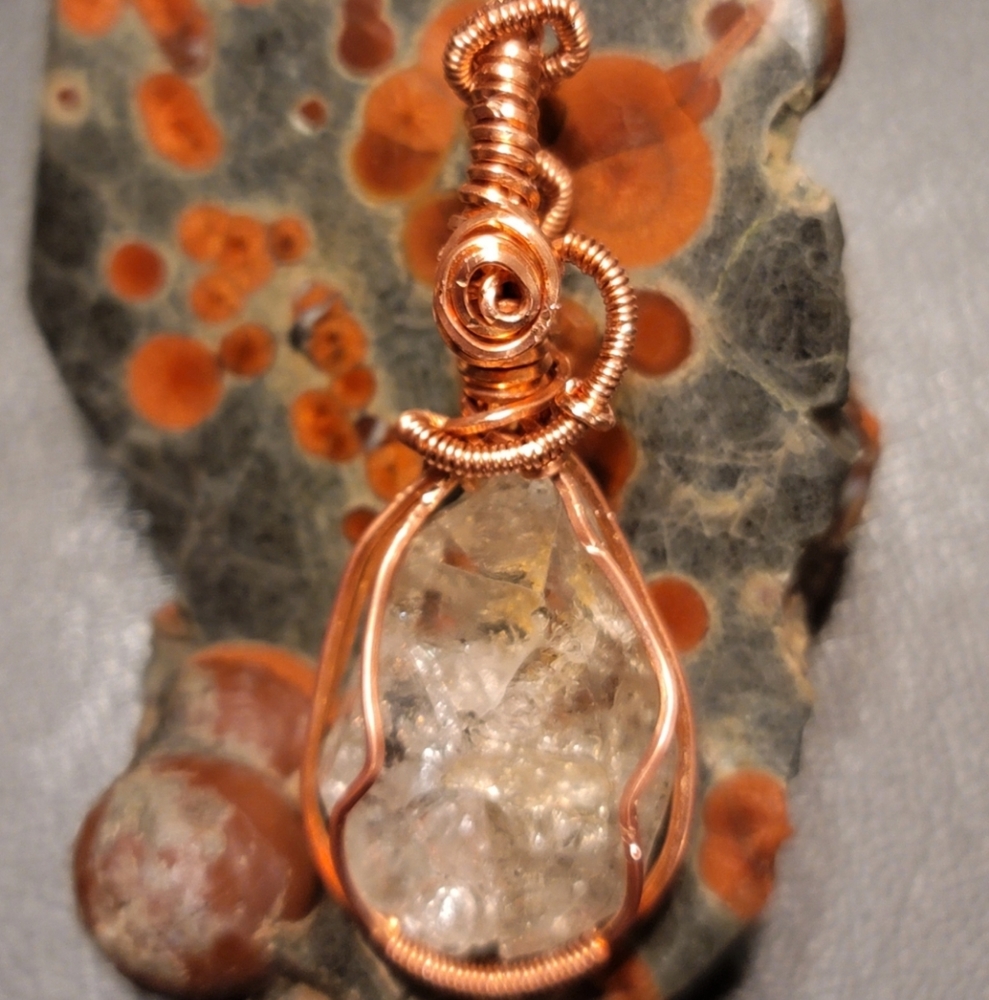 Perkimer pendant